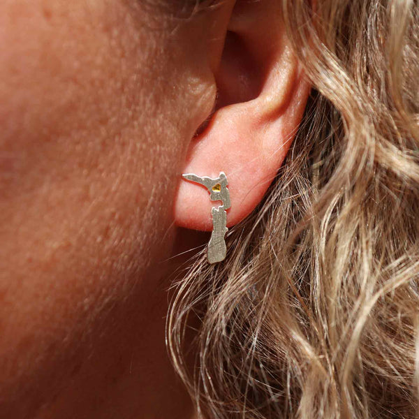 New Zealand Map Studs in Rose Gold or Silver Earrings Little Taonga