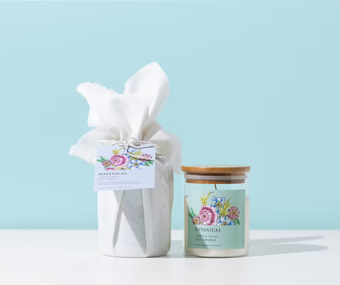 CANDLE - Vanilla + Honey Soy Candle Botanical