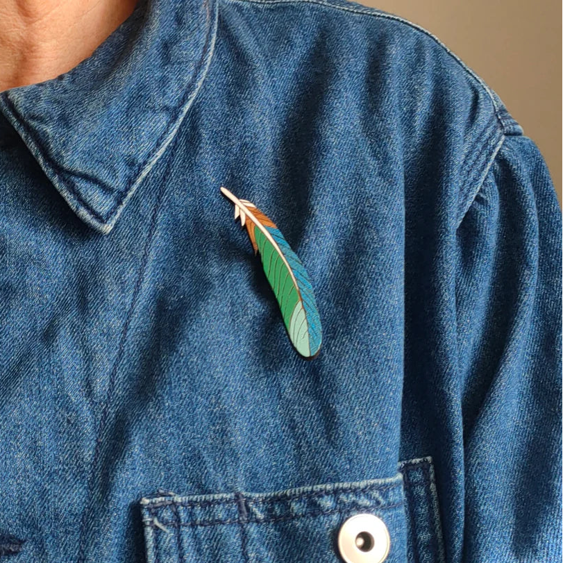 Tui Feather Rimu Brooch Brooch Natty