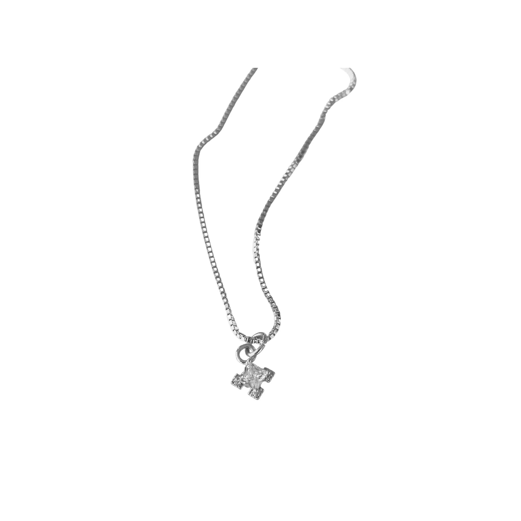 A Dusting of Jewels - Embellishment Necklace | Platinum