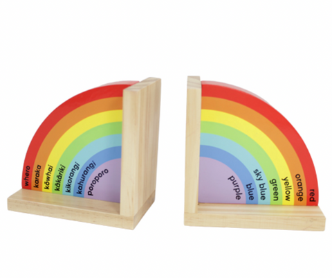 Te Reo/English Rainbow Bookends